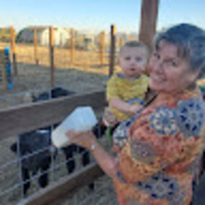 Meet your Posher, Teresa